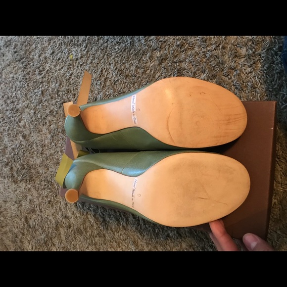 Pumps - Picture 5 of 7